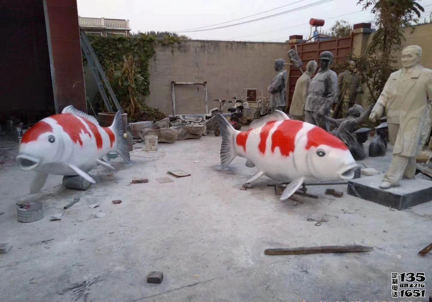 戶外園林大型玻璃鋼仿真魚(yú)雕塑 戶外園林大型玻璃鋼仿真魚(yú)雕塑